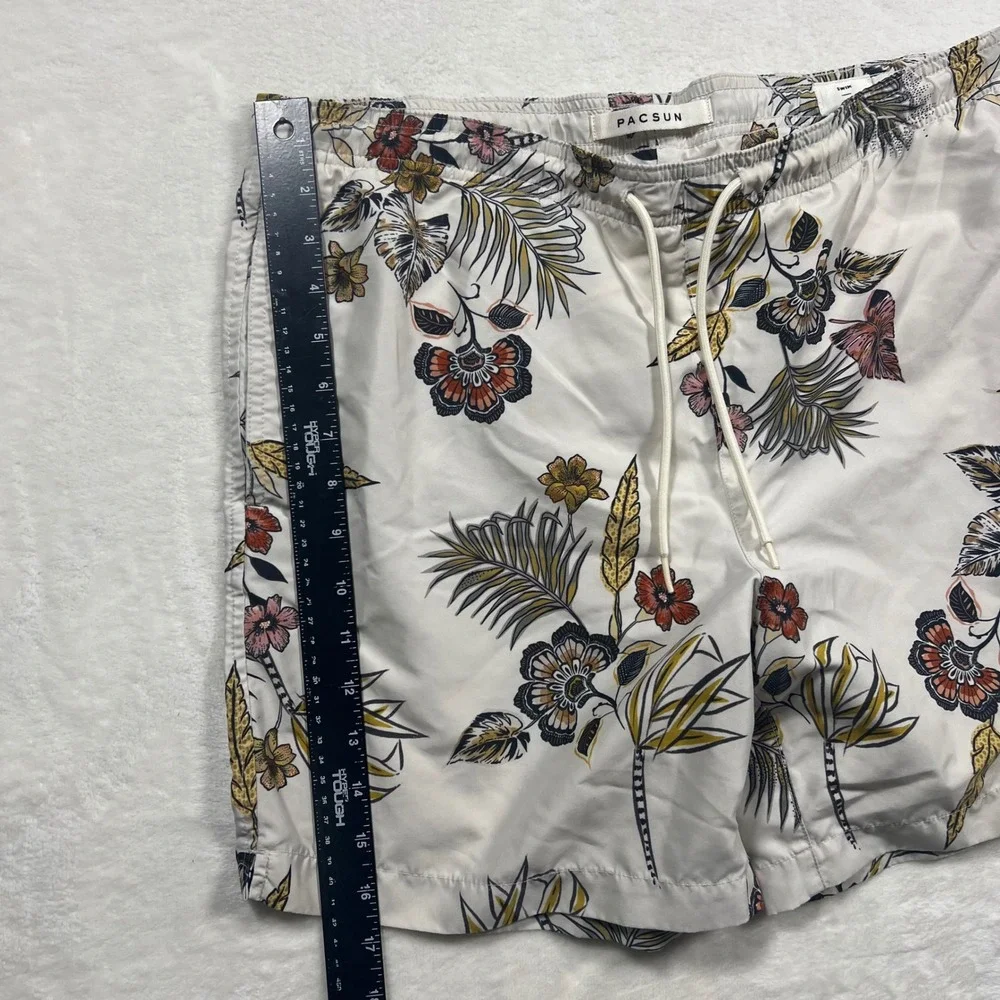 PacSun Mens Floral Tropical Swim Trunks Off White Size M Mesh Lined Board Shorts